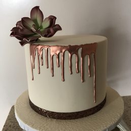 Beautiful Fondant Cake