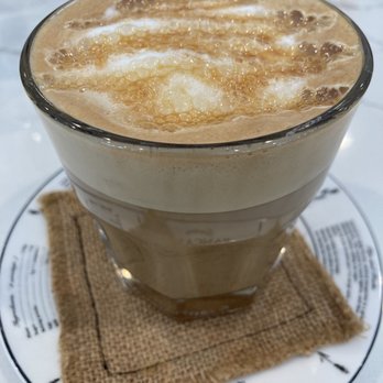 Fig & Ginger - Caramel Cappuccino - Breakfast & Brunch Near Me - Honolulu, Hawaii Fig & Ginger - Caramel Cappuccino - Breakfast & Brunch Near Me - Honolulu, Hawaii