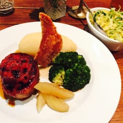 Wyatt & Jones - Smoked belly pork and bits. Yum