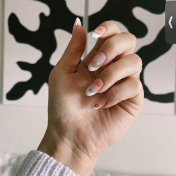 Laura's Nails - Manicure, nails, nail art - Nail Salons Near Me - Santa Monica, California