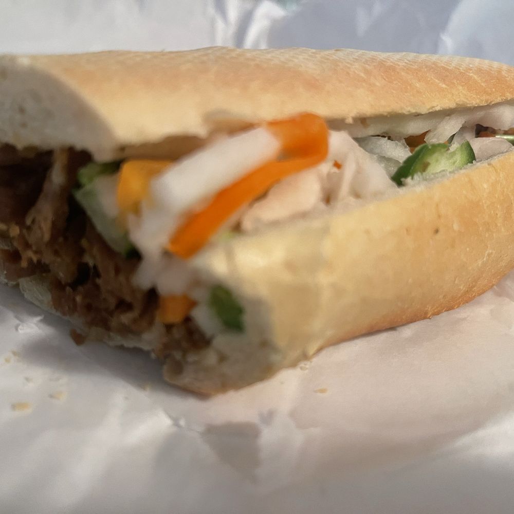 Paris Banh Mi - B8. VEGETARIAN/ BNH M CHAY - Vietnamese Near Me - Edmond, Oklahoma Paris Banh Mi - B8. VEGETARIAN/ BNH M CHAY - Vietnamese Near Me - Edmond, Oklahoma