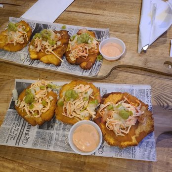 Vaca Brava - Appetizer-Tostones pana w/crab - Puerto Rican Near Me - San Juan, Puerto Rico