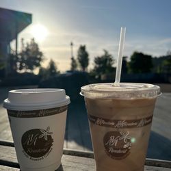 Ava Roasteria - Drip coffee and Ice oat milk chai