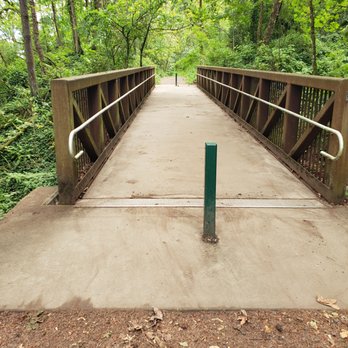Burnside Park - Bolton Creek Bridge - Parks Near Me - West Linn, Oregon