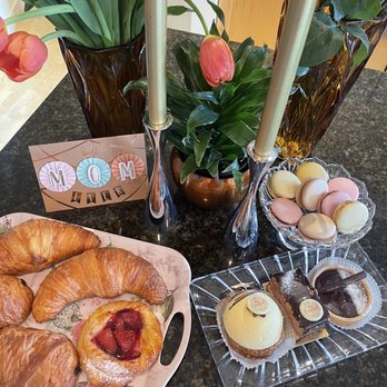 Belle Pastry - Cafes Near Me - Bellevue, Washington