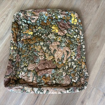 EDC Custom Made Interiors - cushion cover - Furniture Reupholstery Near Me - Los Angeles, California EDC Custom Made Interiors - cushion cover - Furniture Reupholstery Near Me - Los Angeles, California