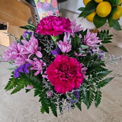 Busse and Rieck Flowers Plants & Gifts