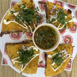 Birria pizza Birria pizza