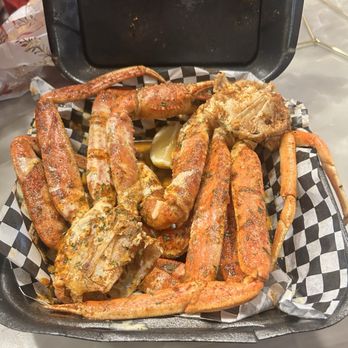 Shells and Tails 2 Geaux - 1.25 lb crab legs - Cajun/Creole Near Me - Desoto, Texas Shells and Tails 2 Geaux - 1.25 lb crab legs - Cajun/Creole Near Me - Desoto, Texas