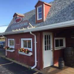 Kelly's Country Store