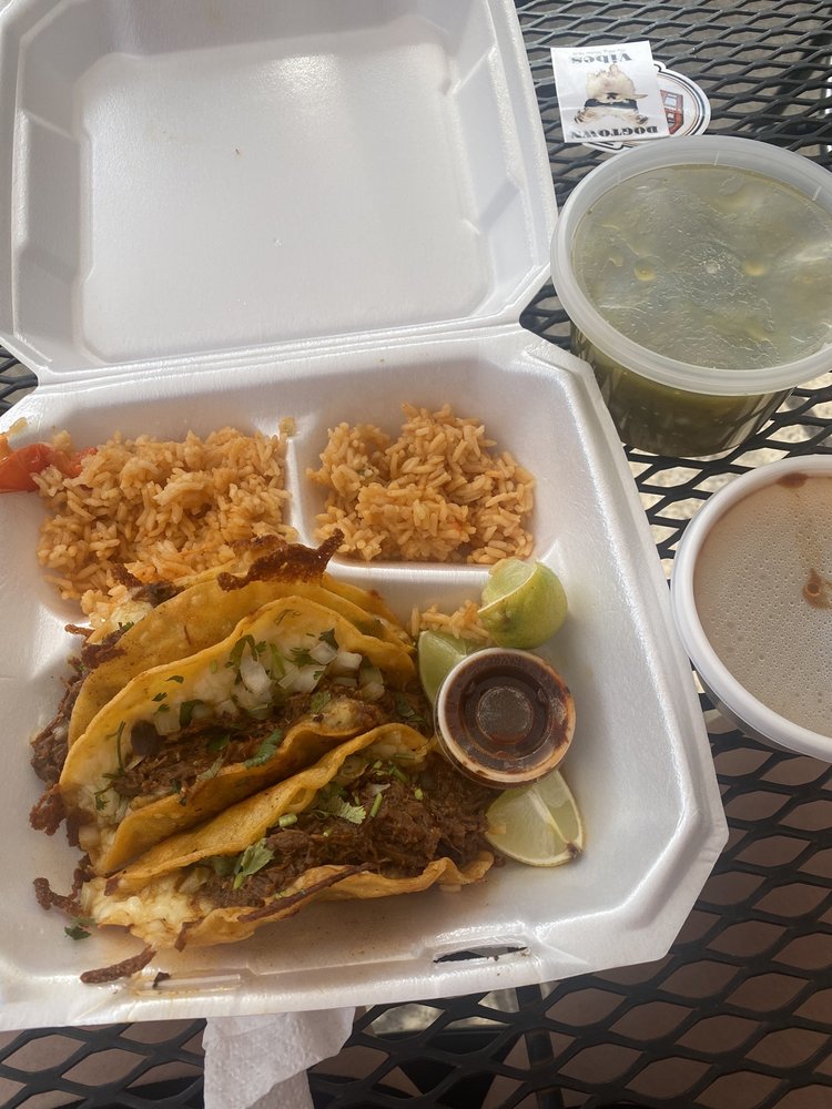 La casa de mi abuelita Mawmaw's House Logo