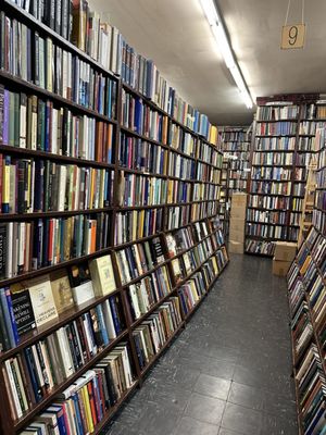 Powell's Books Chicago