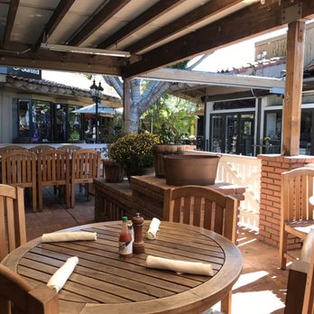 The Macintosh - The patio - New American Near Me - Phoenix, Arizona