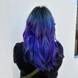 Obsessed with my new hair color! Thanks Ray :)