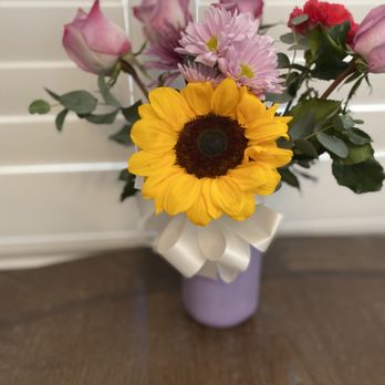 Sunrise Floral Shop - Small Mothers Days Mason Jar Arrangement - Floral Designers Near Me
