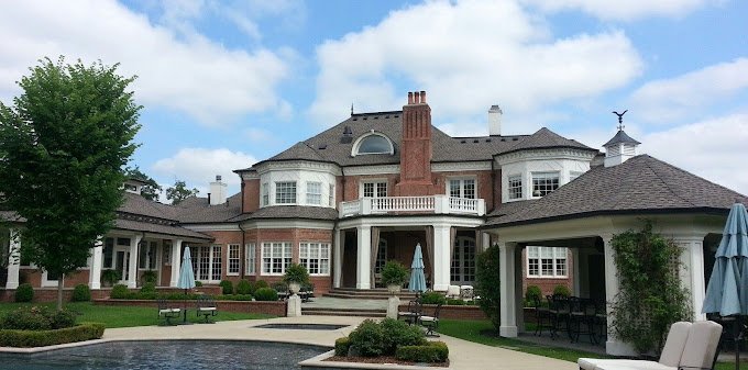 Slide of Pinnacle Roofing Systems