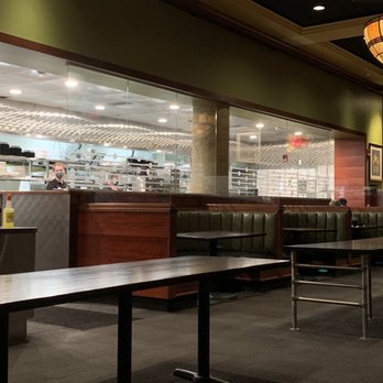Houlihan's - New American Near Me - Hershey, Pennsylvania Houlihan's - New American Near Me - Hershey, Pennsylvania