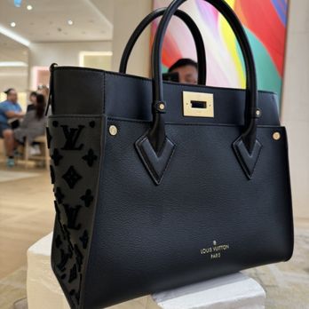 Louis Vuitton - Luggage Near Me - Paris, 75