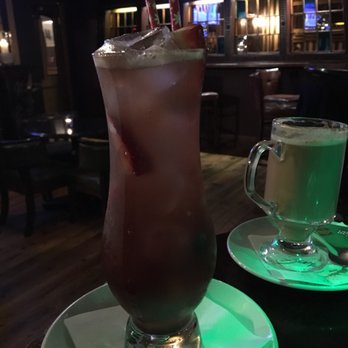 The Yacht - Raspberry Collins - Pubs Near Me - Dublin, D The Yacht - Raspberry Collins - Pubs Near Me - Dublin, D