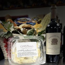 Campo di Vino - Portabella, Mushroom and fresh sage ravioli.... Classic Italian!