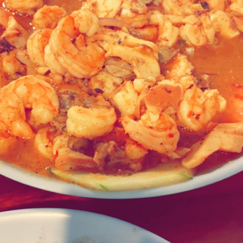A mixture of all seafood in a spicy sauce! My boyfriend who dislike and can't handle much spice loves this! A mixture of all seafood in a spicy sauce! My boyfriend who dislike and can't handle much spice loves this!