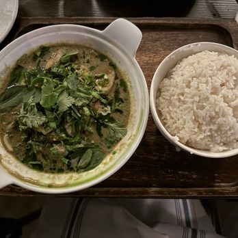 BiXi Beer - Vietnamese Chicken Curry with Rice - Asian Fusion Near Me - Chicago, Illinois
