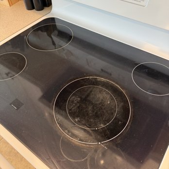 Marias cleaning - BEFORE dirty stove top - Home Cleaning Near Me