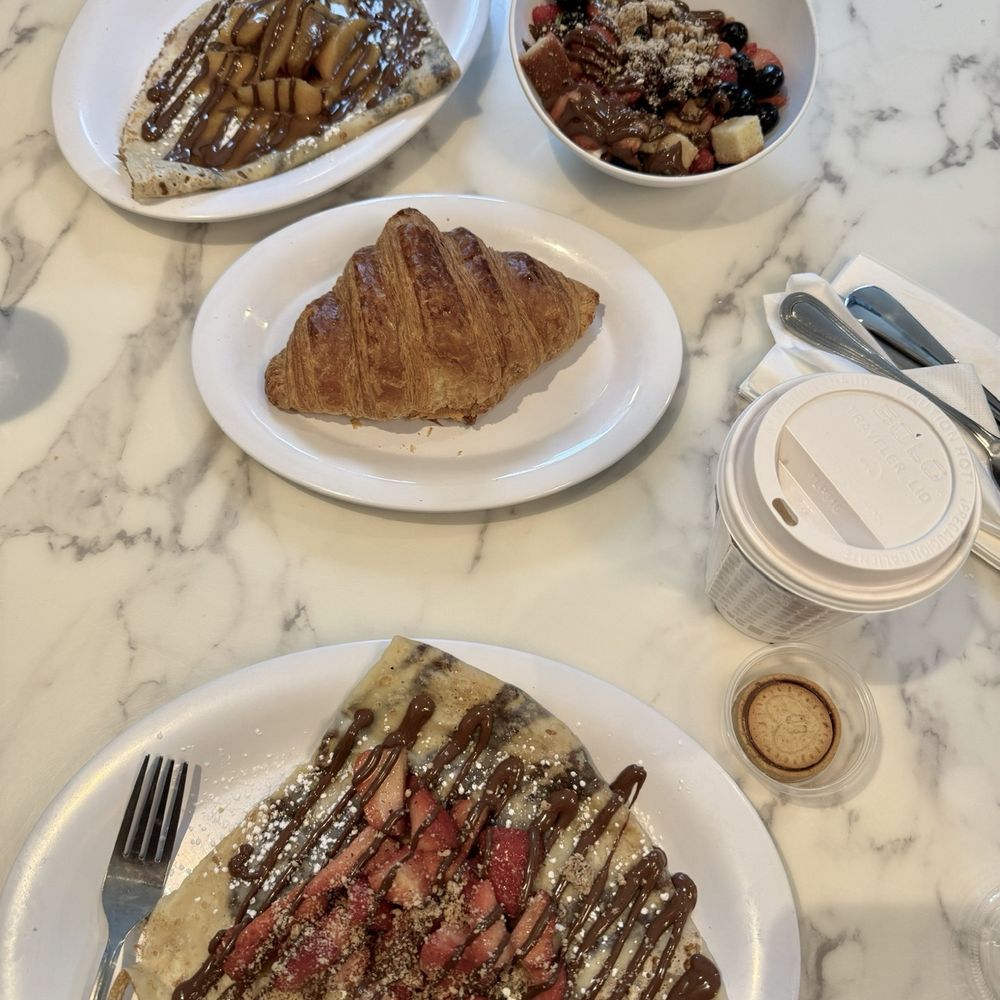 Nutella Cafe - Desserts Near Me - Chicago, Illinois Nutella Cafe - Desserts Near Me - Chicago, Illinois