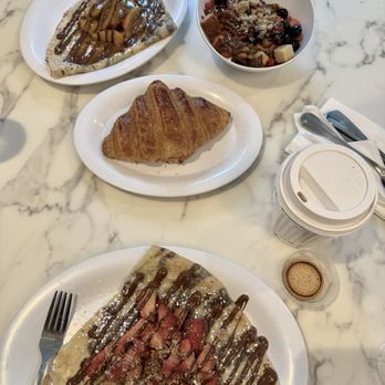 Nutella Cafe - Desserts Near Me - Chicago, Illinois