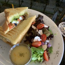 Caprese panini