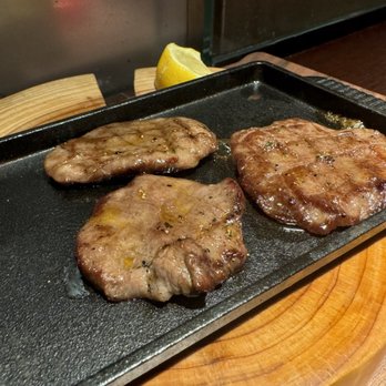 Chubby TAN - Thin cut that looked nothing like the photo unfortunately. - Japanese Near Me - New York, New York