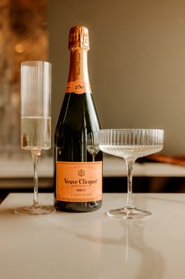 Blanc Champagne Bar by null