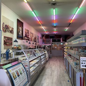 Estes Park Sugar Shack - Gelato Near Me - Estes Park, Colorado Estes Park Sugar Shack - Gelato Near Me - Estes Park, Colorado