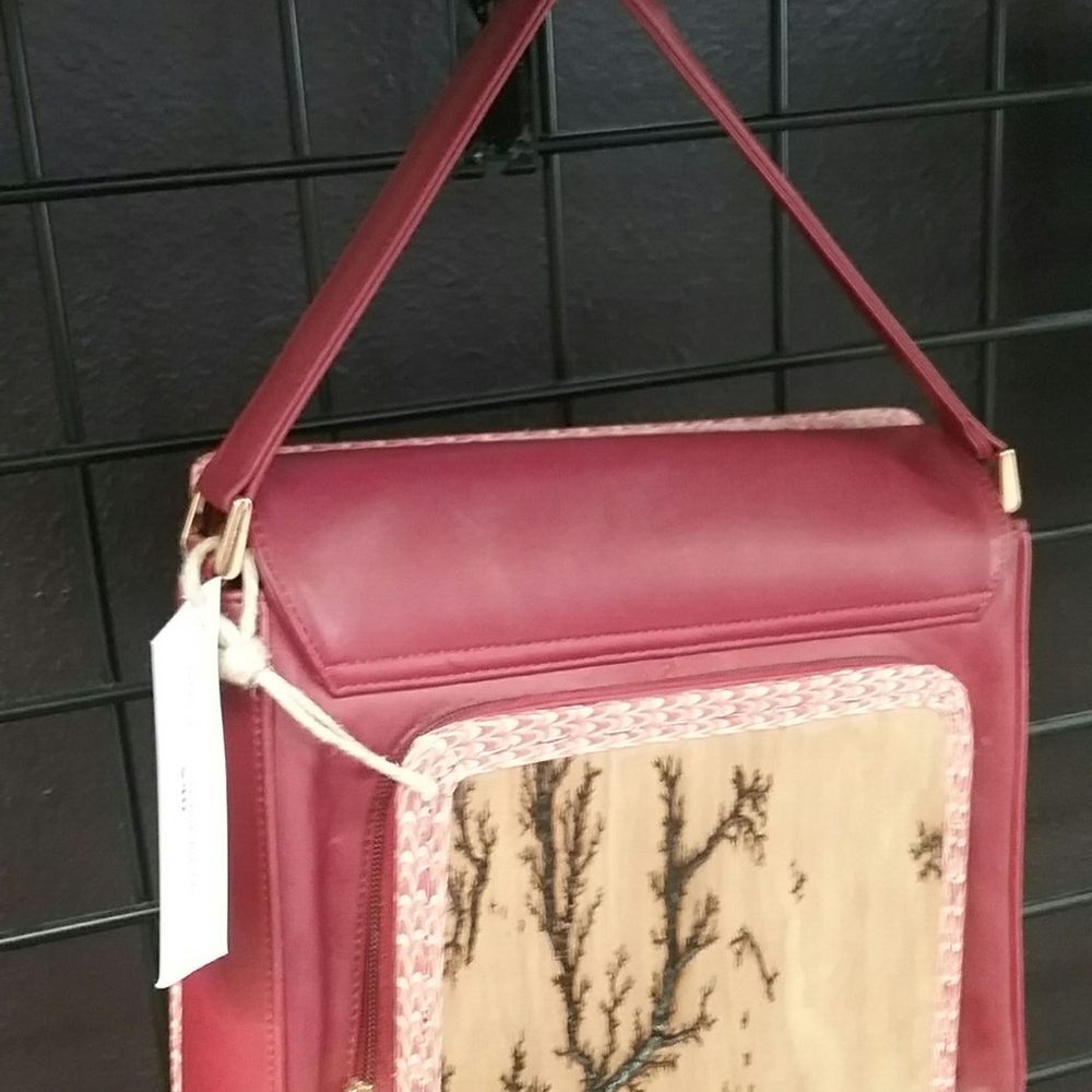 Fairhaven 4th Friday Art Walk - Beautiful purses - Festivals Near Me Fairhaven 4th Friday Art Walk - Beautiful purses - Festivals Near Me
