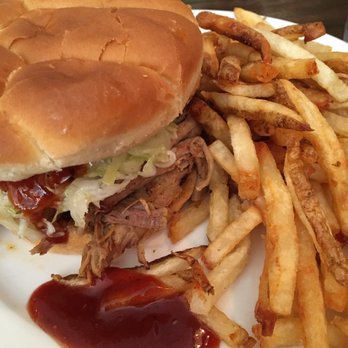 Tin Kitchen - Barbeque Near Me - Weston, Missouri
