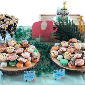 Whimsy Made - Custom printed designs (themed Macarons provided from different vendor) - Desserts Near Me