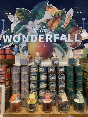 Bath & Body Works by null