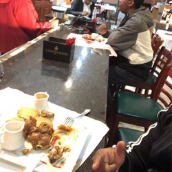 Brasserie Creole - Place is open "bon mange Kreyol"