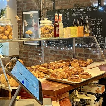 Arvaci coffee - Coffee & Tea Near Me - New York, New York