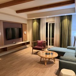 Harrah's Resort Southern California - Living room area (surfside suite)