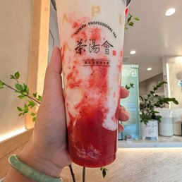Strawberry lychee smoothie Strawberry lychee smoothie
