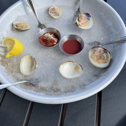 Dockside Grill - Little neck oysters