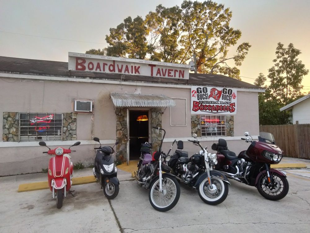 Boardwalk Tavern Image
