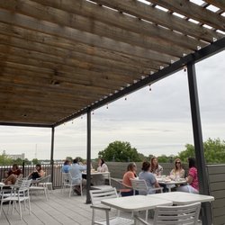 Bar Fontaine - Rooftop patio