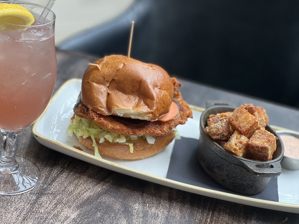 COPPIN’S RESTAURANT & BAR 65 Photos & 35 Reviews 638 Madison Ave