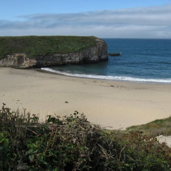 Bonny Doon Beach - Beaches Near Me - Santa Cruz, California