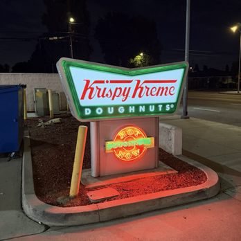 Krispy Kreme - signage - Donuts Near Me - Los Angeles, California