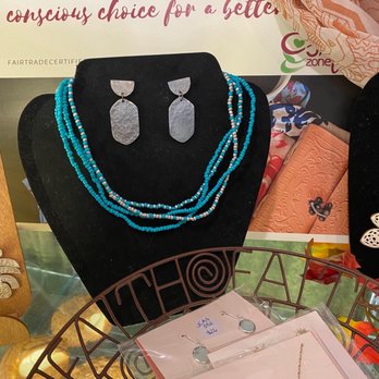 Comfort Zone Cafe - beautiful necklace and earring set - Coffee & Tea Near Me - Hamburg, New York
