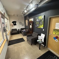 Grant Pharms MMC - Front Entryway View 1