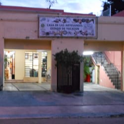 Casa de las Artesanías del Estado de Yucatán Sucursal Montejo - Primera fachada de la Casa de las Artesanías